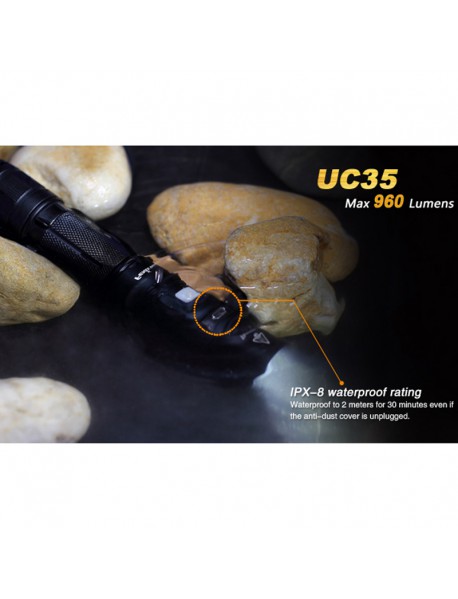 Fenix UC35 Cree XM-L2 U2 960 Lumens 6-Mode LED Flashlight ( 2*CR123A（3V）/ 1*18650 )